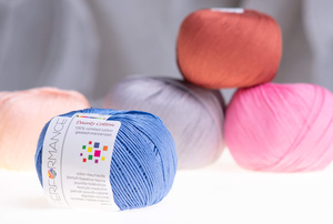 Crochet yarn Dainty Cotton