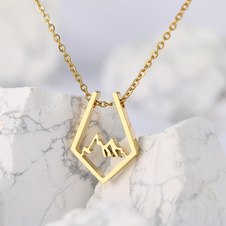 Necklace Mountains 2 - gold - Necklace mountains